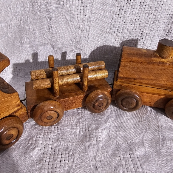 Vintage Handmade Wood Toy Train Removeable Toy Car & Logs 27.5" Long - Picture 2 of 5